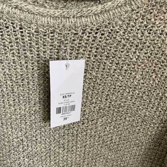 Women’s sweater - Picture 2 of 2